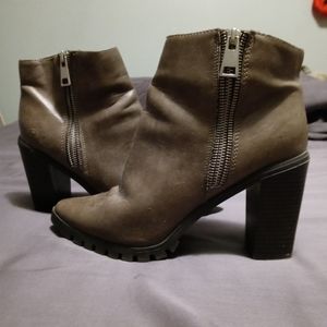 Leather wedge boots